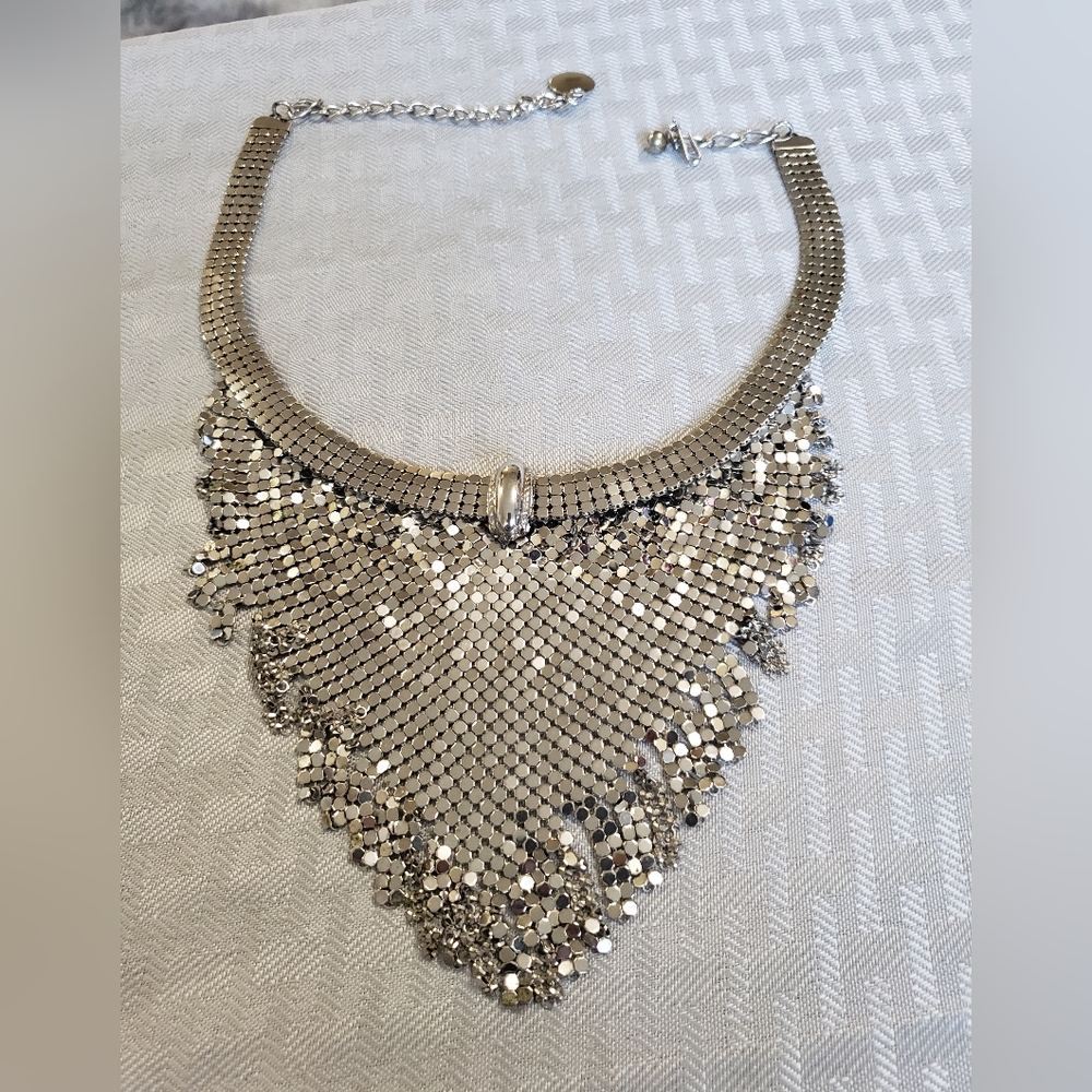 Chic Silver Mesh Necklace